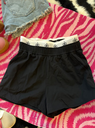 BAILEYS CLOSET ALO BLACK SHORTS SIZE SMALL | never worn