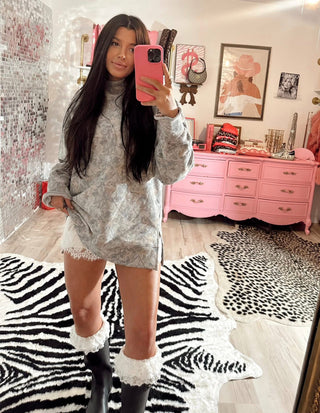 SATIN LACE LAYERING SHORTS