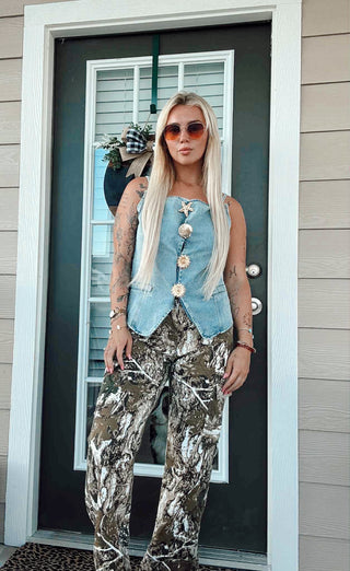 Coastal cowgirl light wash gold button denim vest