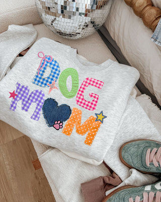 DOG MOM FAUX APPLIQUÉ LETTERS