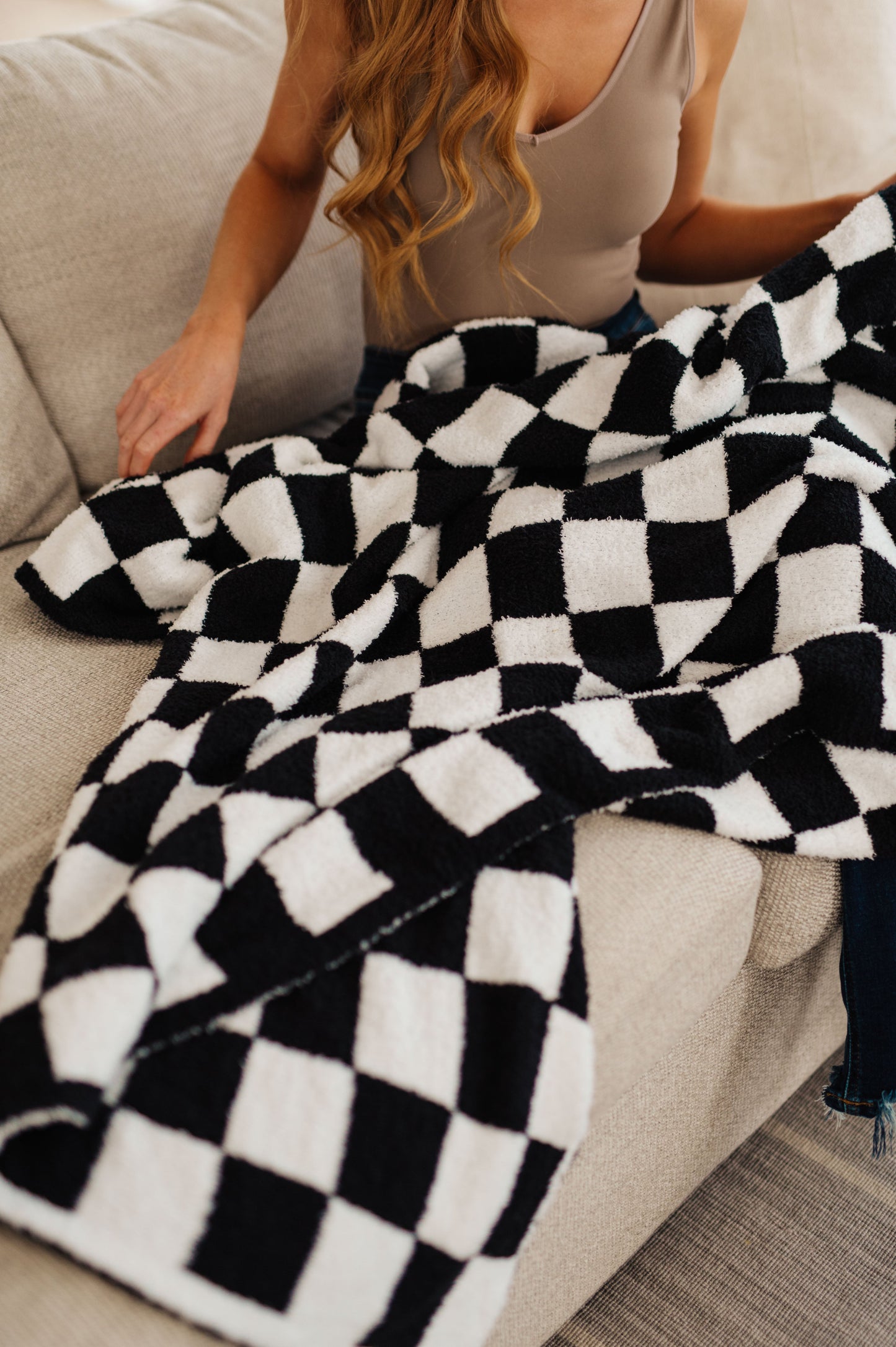 Penny blanket - black checkered