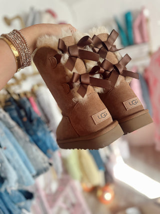 Bailey bow Ugg boots brand new | size 7  | baileys closet
