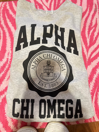 Alpha chi omega crew | size medium | baileys closet