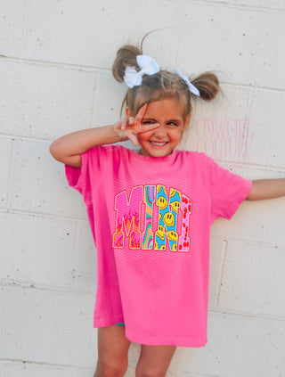 Kids retro swirl mini neon pink comfort colors tee