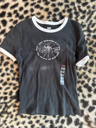 Levi’s baby crop tee | size XS/small | baileys closet