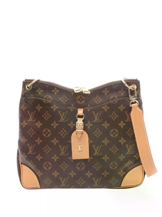 Boujee bag baileys closet