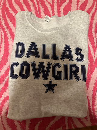 Dallas cowgirl crew | size xl  | baileys closet