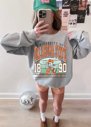 Vintage distressed osu graphic