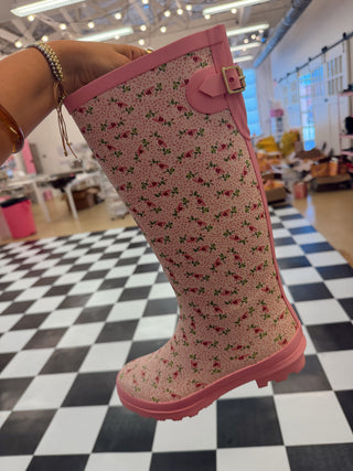 Love shack floral rain boots