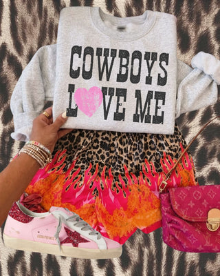 COWBOYS LOVE ME